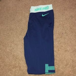 Nike pro leggings